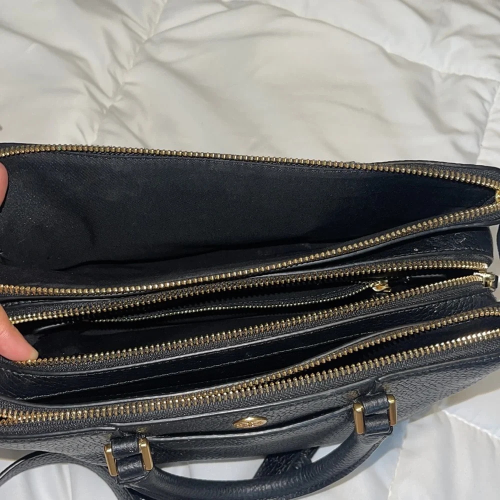 Tory Burch crossbody - Picture 2 of 4